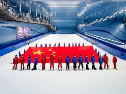 英超：利物浦4-1切尔西，萨拉赫两射一传